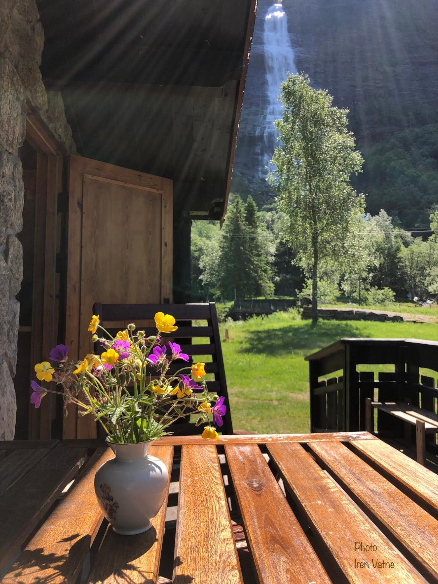 Vassbakken Kro Og Camping Skjolden Exterior photo